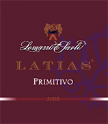 "Latias vino tinto primitivo" I.G.T. "Salento" con uvas Primitivo 100%. Las uvas son seleccionadas y transportadas en carros pequeños. Despues del proceso de produccion del vino viene depositado por barriles para la fermentation del vino rojo sobretodo los ultimos 15-16 dias en temperatura controlada de (25°). Despues se pasa en tanques de acero inoxidable de 150 hl. Alcohol 13,00 % vol. Total acidez 5,75 g/l Total dioxido de sulfuro 70 mg/l pH 3,79. Es un gran vino, excelente con carnes asadas, quesos y productos ahumados. 